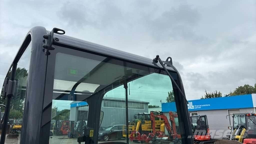 Kubota KX019-4 حفارات صغيرة أقل من 7 طن (حفارات صغيرة)
