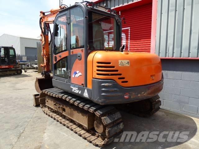 Doosan Solar 75 V حفارات وسط 7 طن - 12 طن