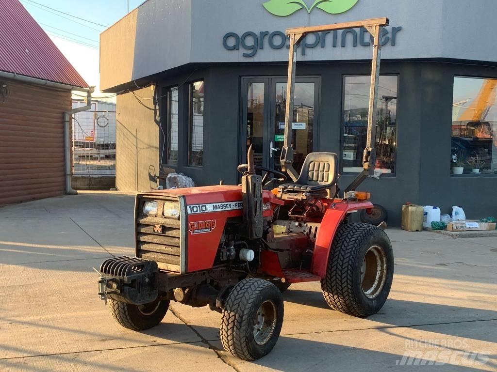 Massey Ferguson 1010 الجرارات