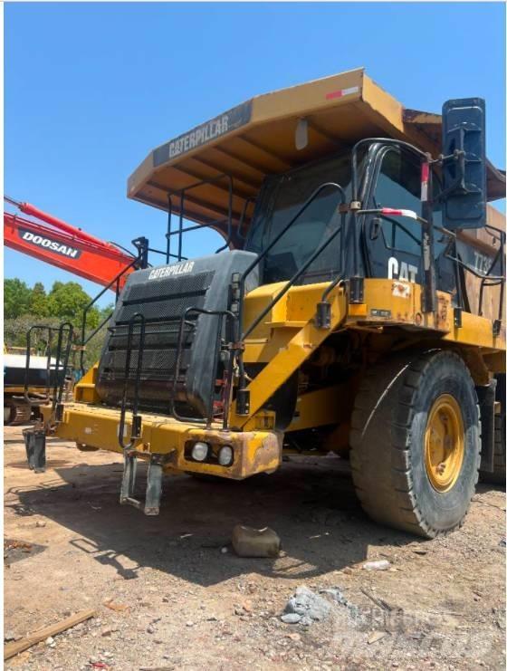 CAT 773 D شاحنات المخلفات الصلبة
