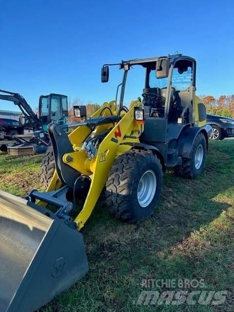 Wacker Neuson WL 52 لوادر بعجل