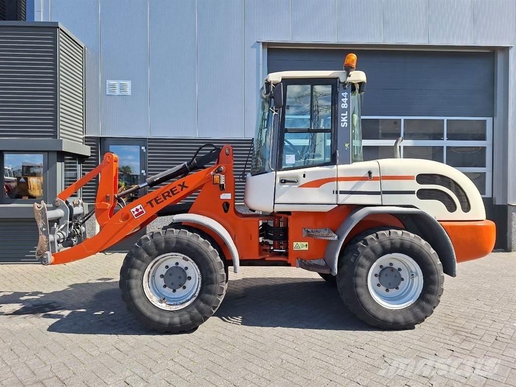 Schaeff SKL844 لوادر بعجل
