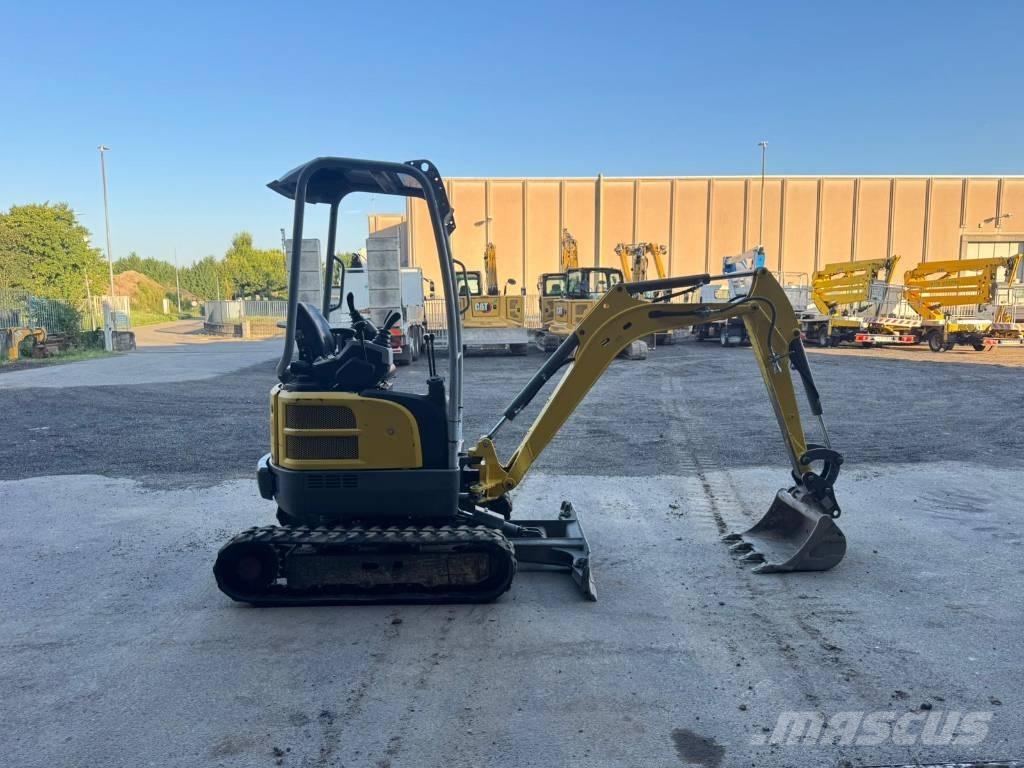 Wacker Neuson EZ 17 حفارات صغيرة أقل من 7 طن (حفارات صغيرة)