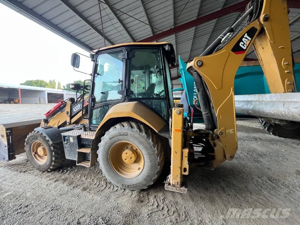 CAT 432 F 2 لوادر ذات جرافات عكسية