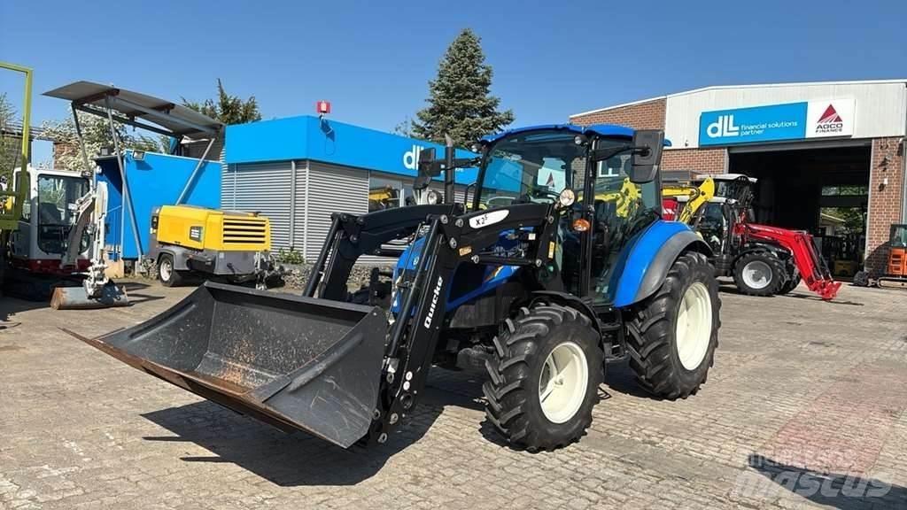 New Holland T4.55 الجرارات