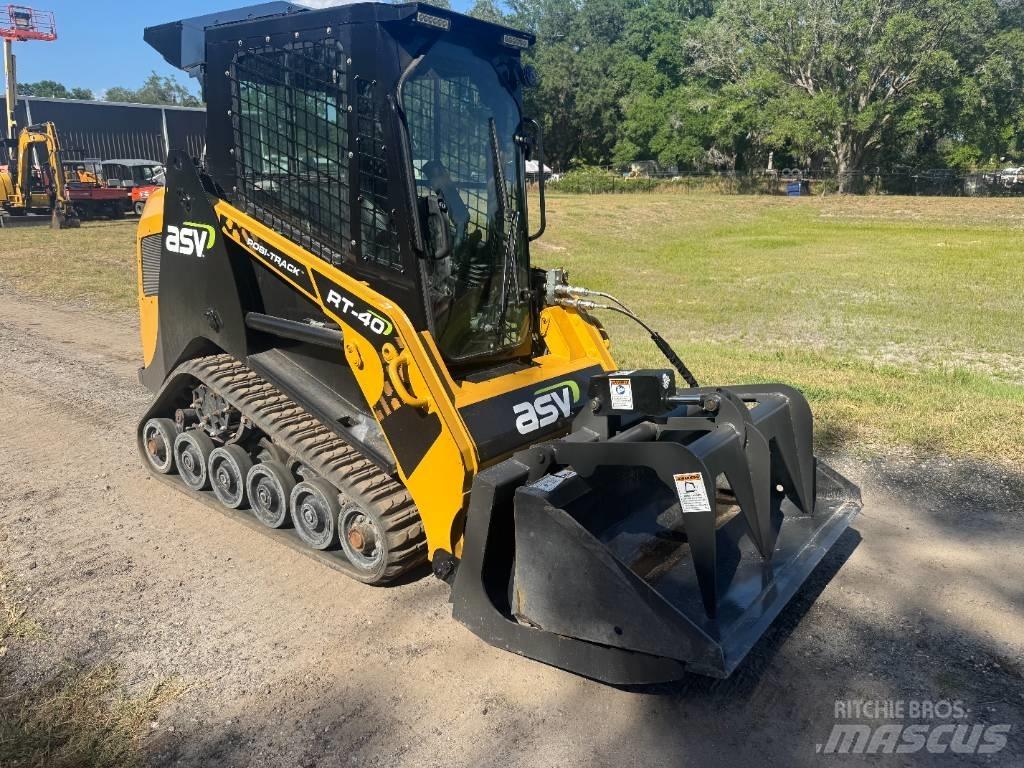 ASV RT 40 لوادر انزلاقية التوجيه