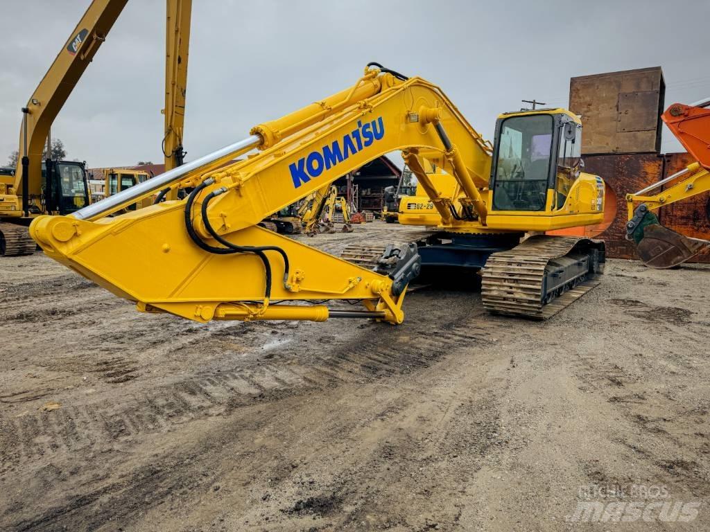 Komatsu PC 300 LC-7 حفارات زحافة