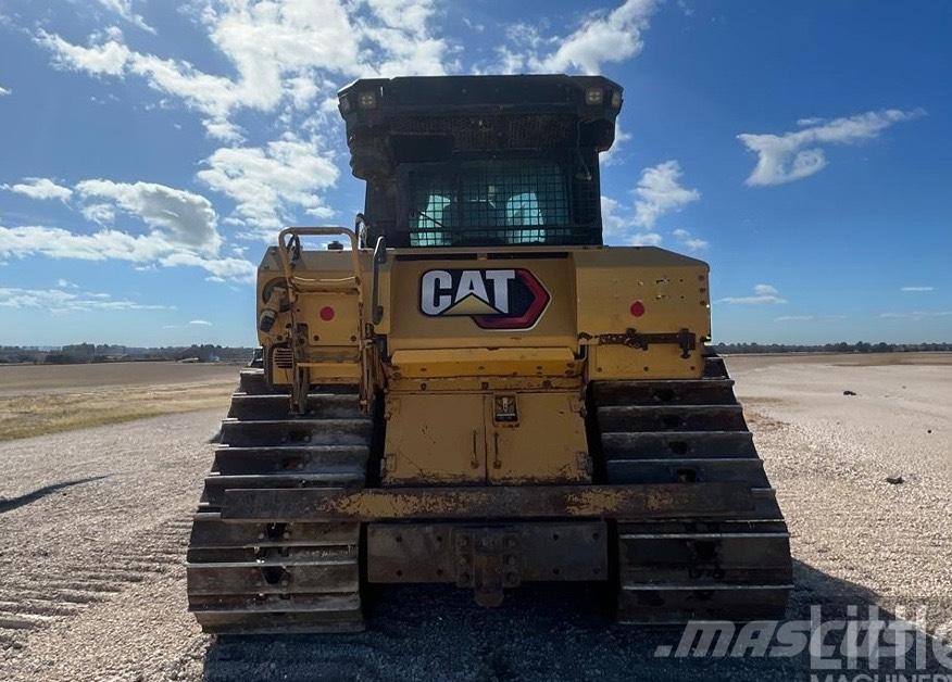 CAT D 6 LGP بلدوزرات مجنزرة