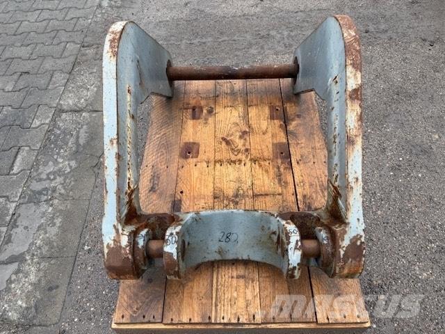 Liebherr BUCKET LINK دلاء