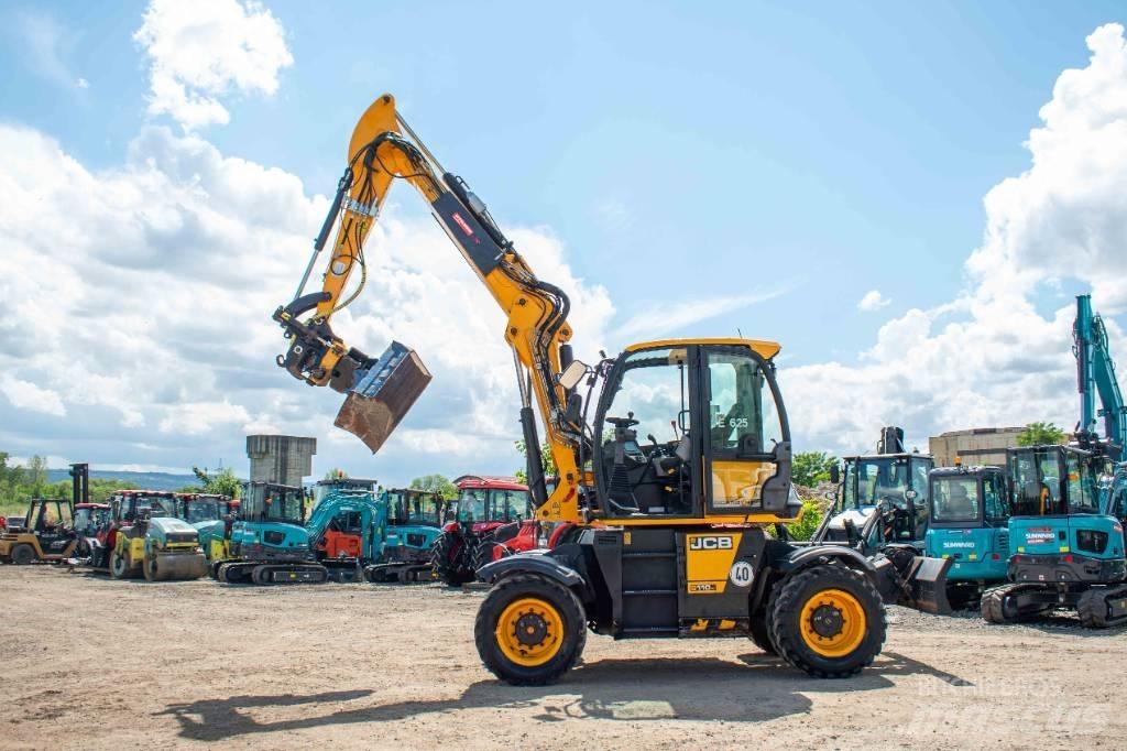JCB Hydradig 110 W حفارات بعجل