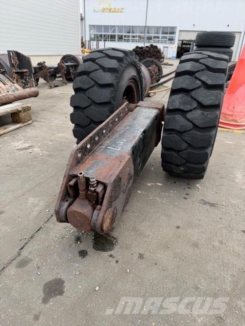 Doppstadt AK 635 SA ماكينات تقطيع أخشاب الحراجة