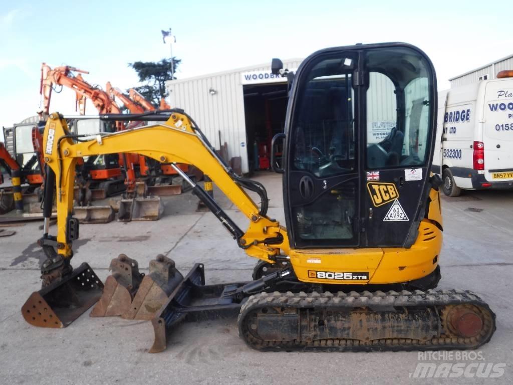 JCB 8025 ZTS حفارات صغيرة أقل من 7 طن (حفارات صغيرة)