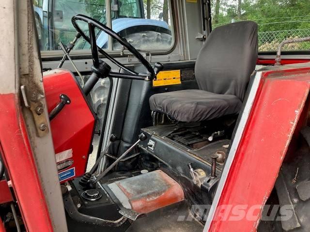 Massey Ferguson 550 الجرارات