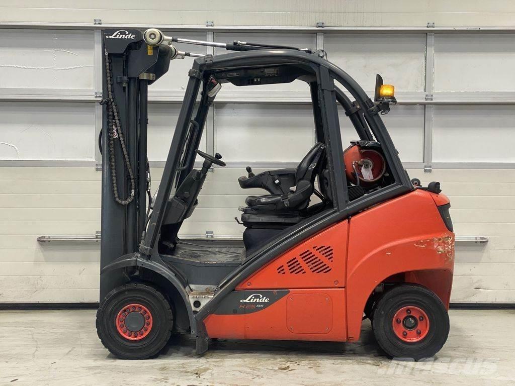 Linde H25T-02 شاحنات LPG