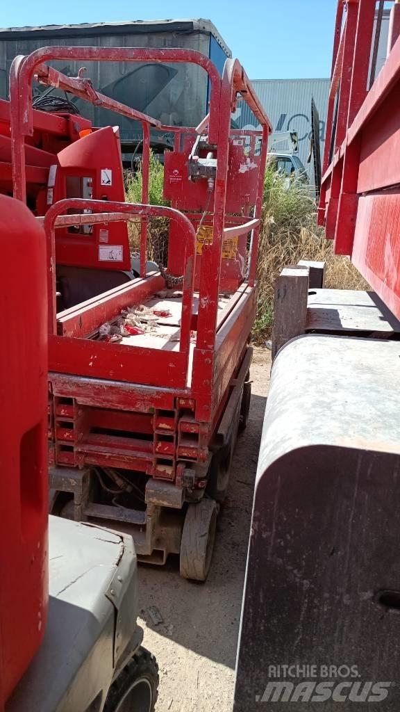 JLG 1930 ES رافعات مقصية الشكل