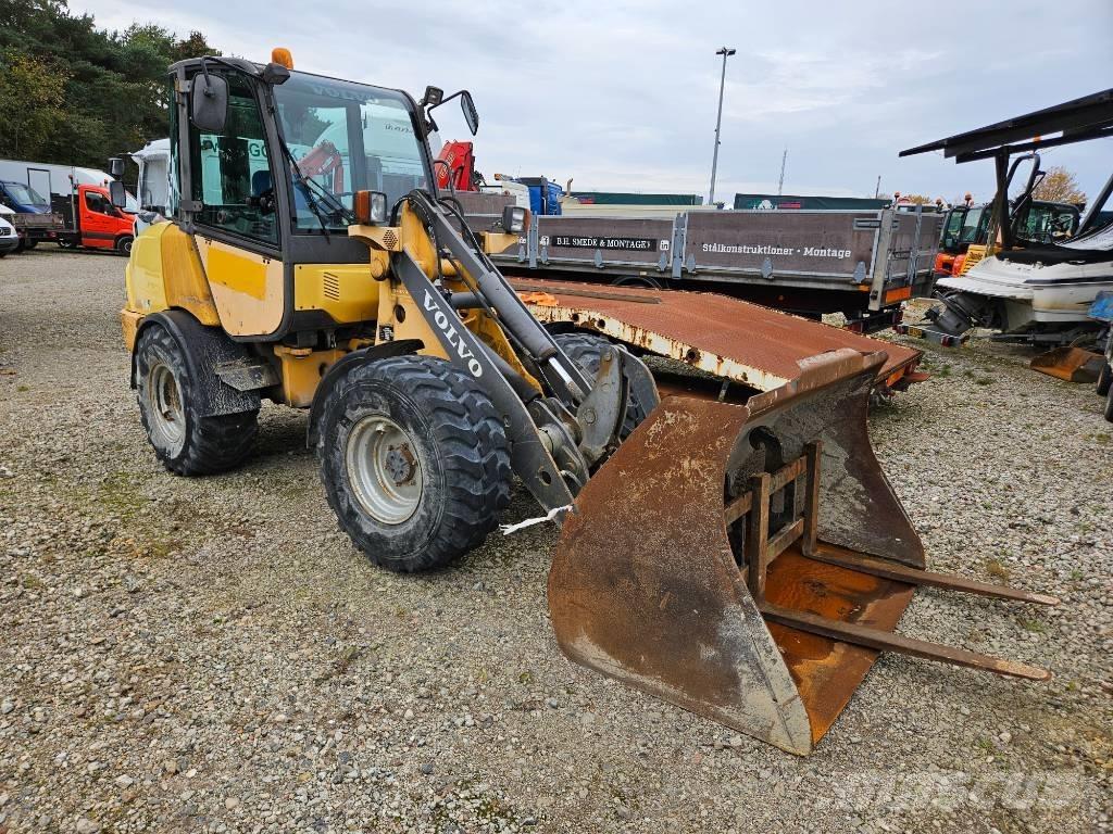 Volvo L 20 B لوادر بعجل