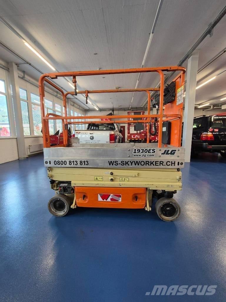 JLG 1930 ES رافعات مقصية الشكل