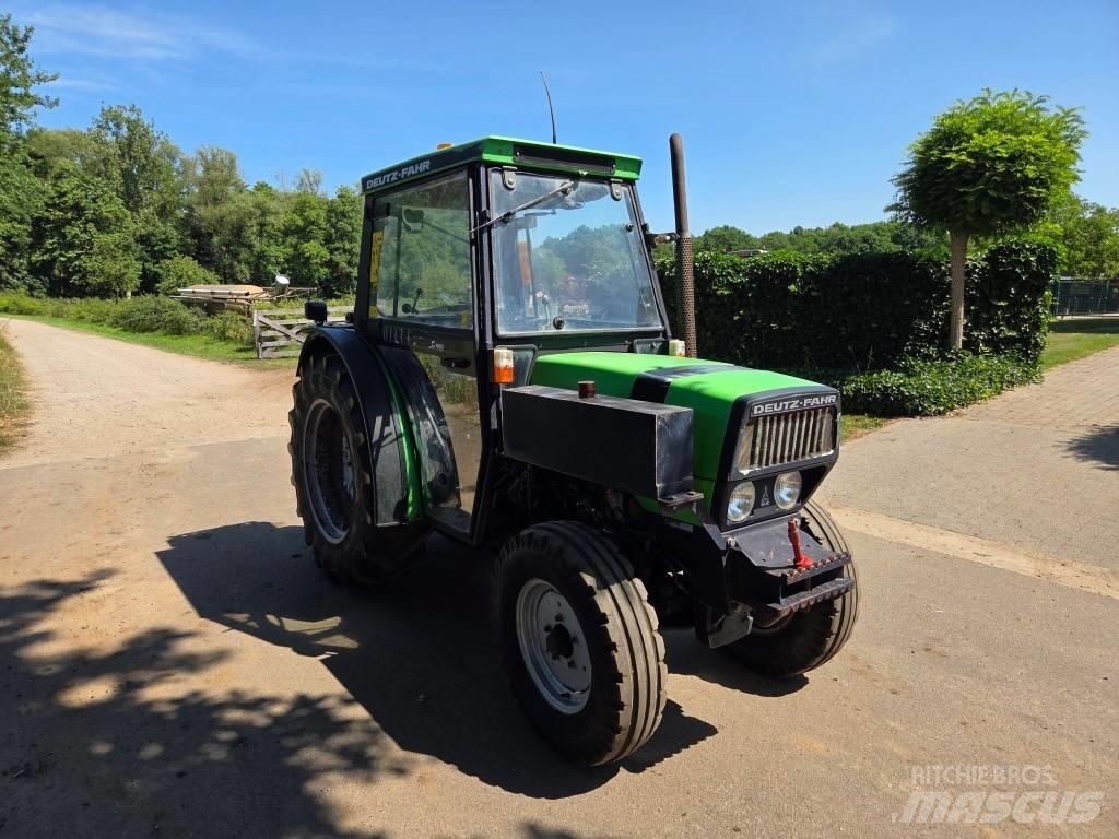 Deutz-Fahr DX 3.50 F الجرارات
