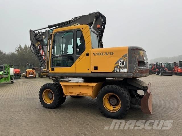 Volvo EW 160 B حفارات بعجل
