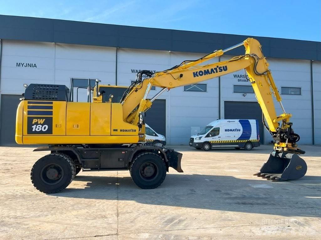 Komatsu PW 180-11 حفارات بعجل