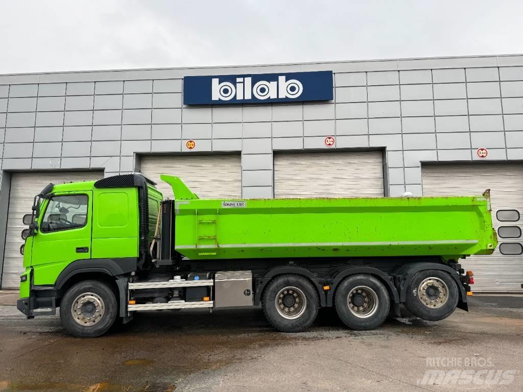 Volvo FM 8*4 شاحنات قلابة