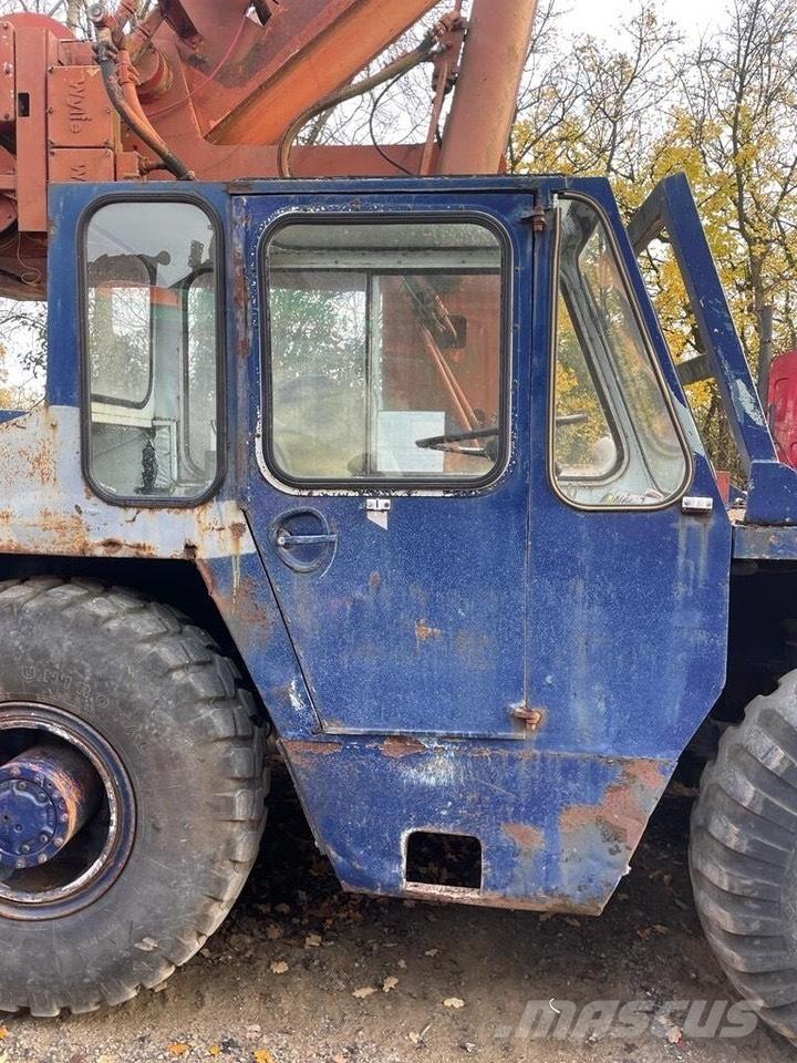 Ransomes Rapier HF17 رافعات أخرى