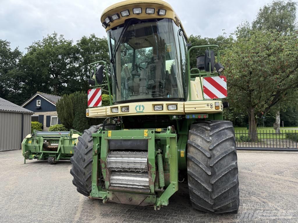Krone Big X V8 علافات ذاتية الدفع