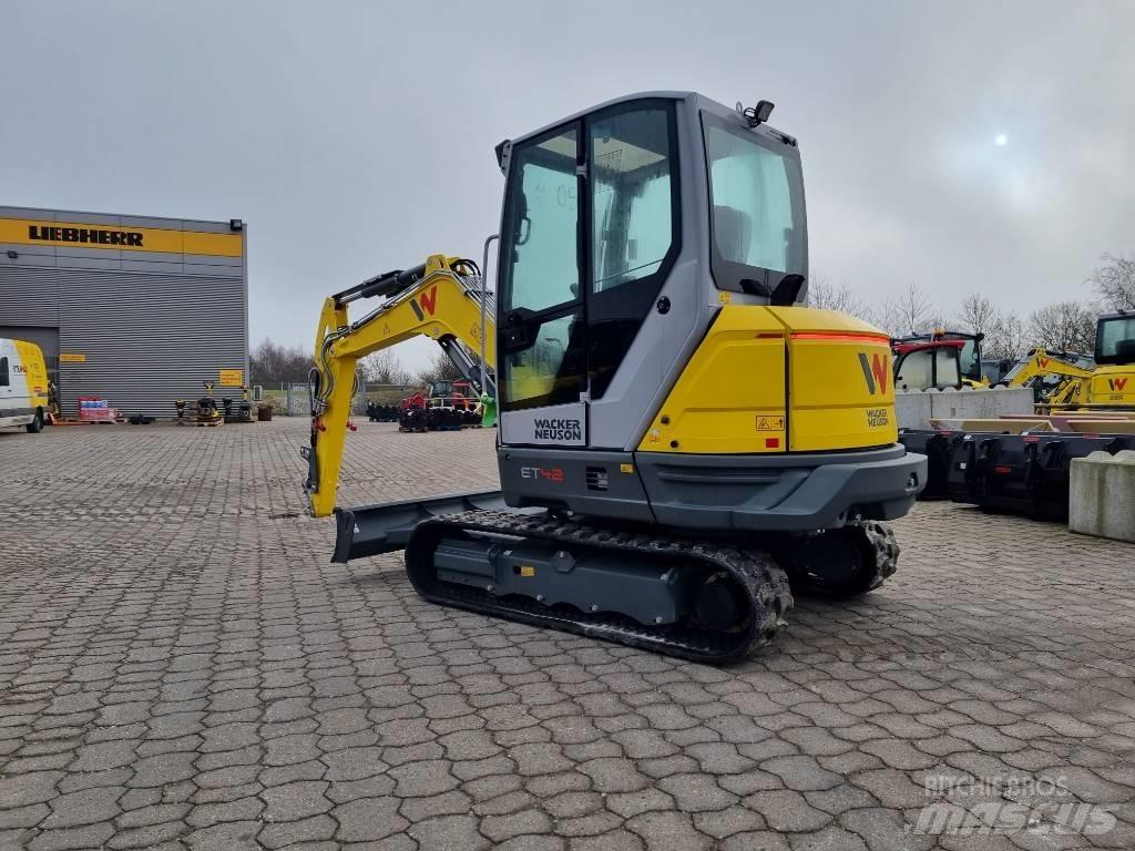 Wacker Neuson ET 42 حفارات زحافة