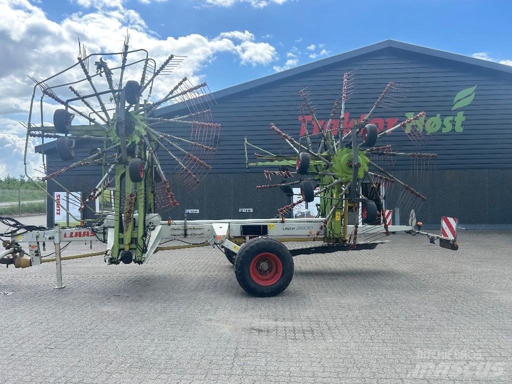 CLAAS Liner 3500 مكابس وميبسات التبن