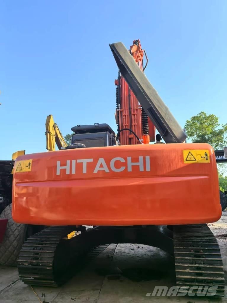 Hitachi ZX 240 HG حفارات زحافة
