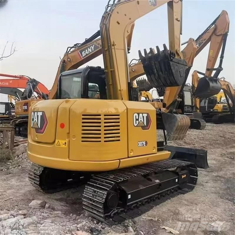 CAT 307E حفارات زحافة
