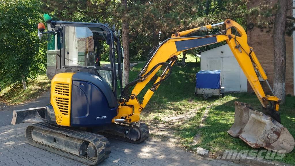 Komatsu PC 30 MR-3 حفارات صغيرة أقل من 7 طن (حفارات صغيرة)