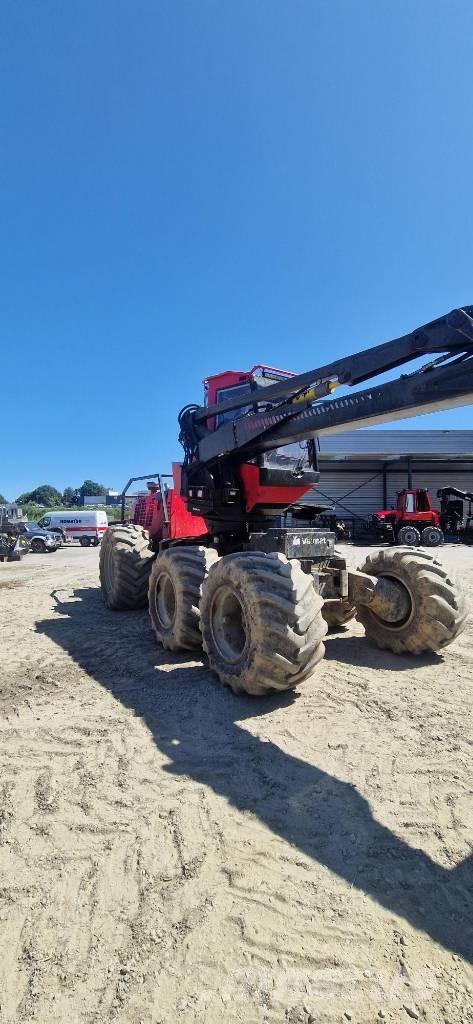 Komatsu 931 حصادات