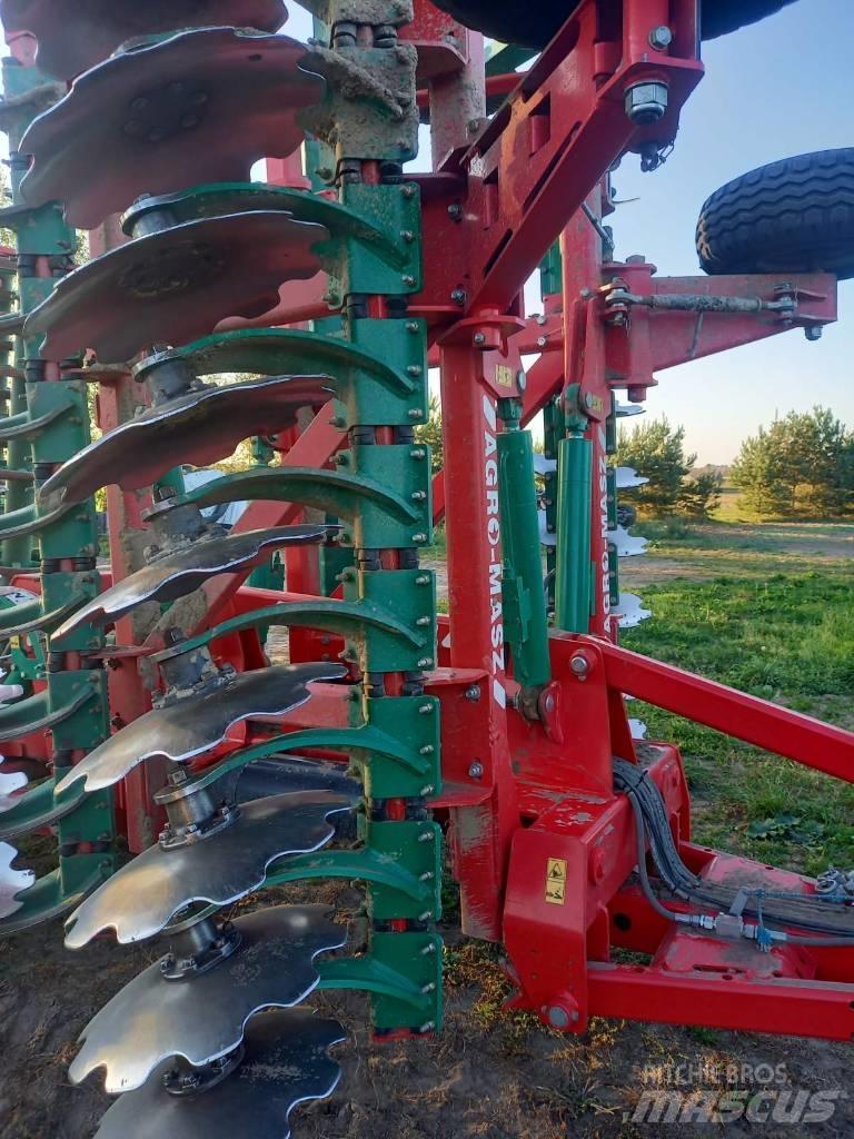 Agro-Masz BTC-50 زحافات ساحقة