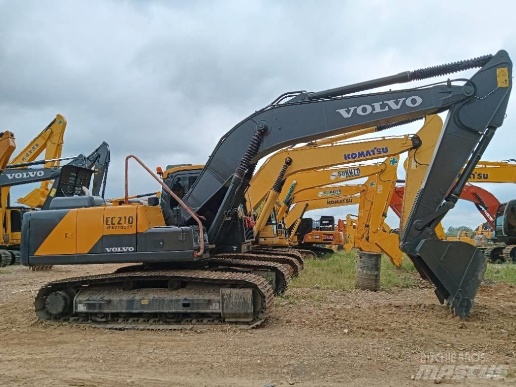 Volvo EC 210 B LC حفارات زحافة