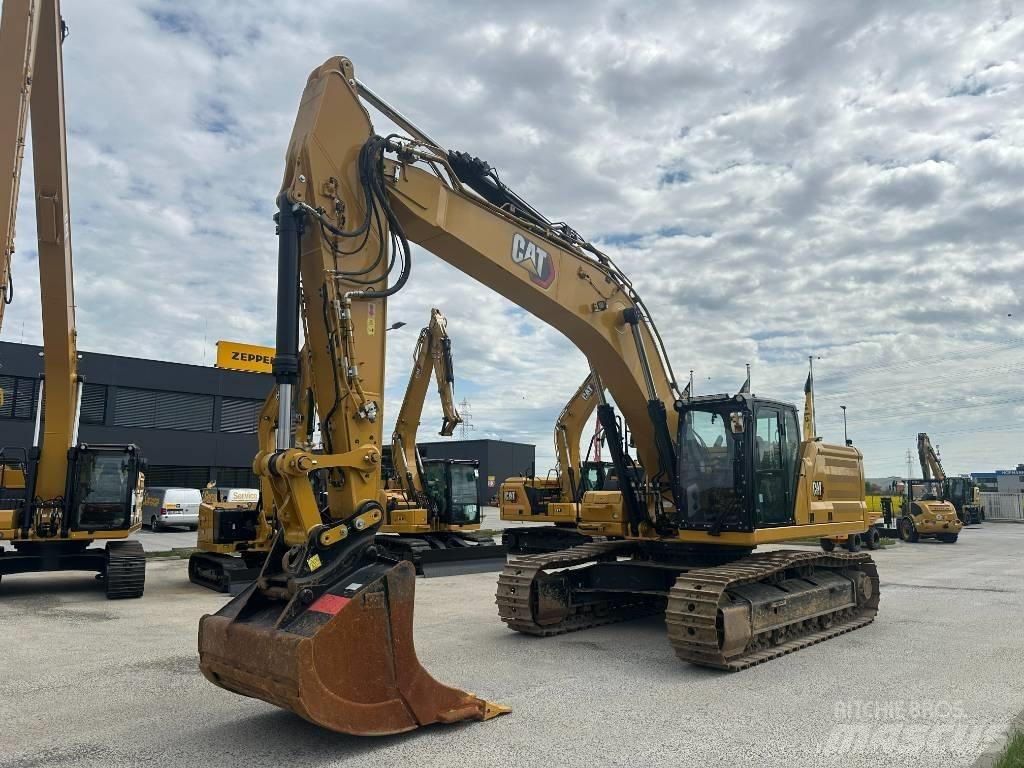 CAT 340 حفارات زحافة