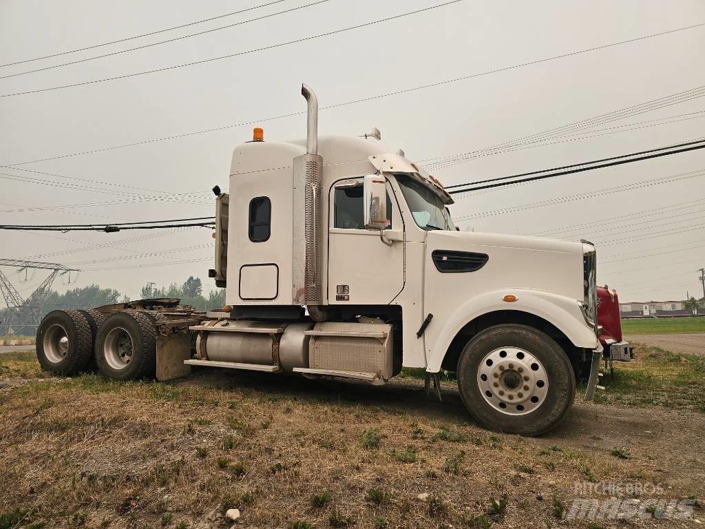 Freightliner 122 SD وحدات الجر
