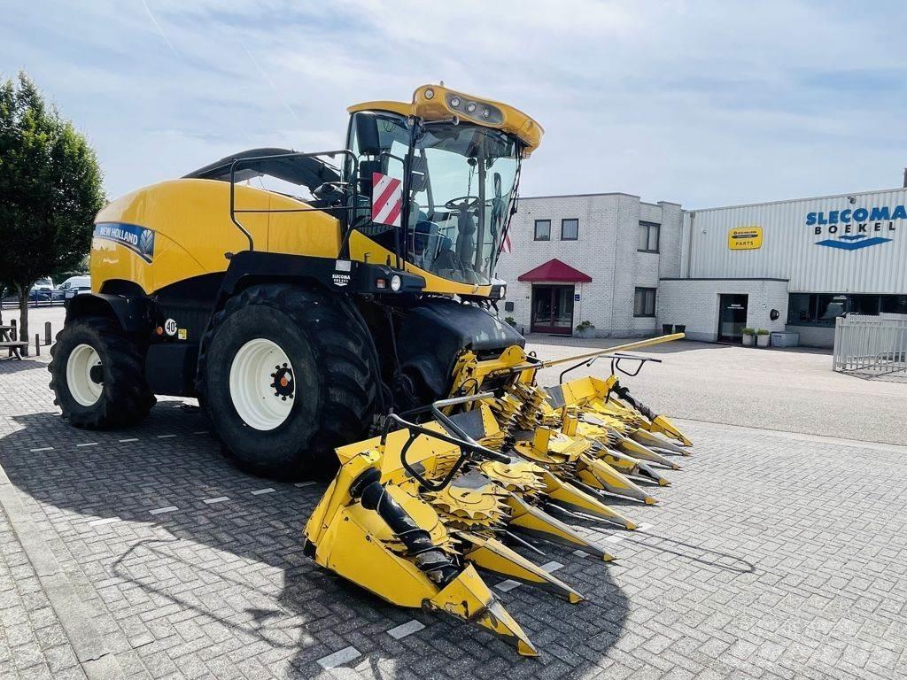 New Holland FR9050 علافات ذاتية الدفع