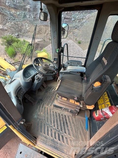 Komatsu WA 500-6 لوادر بعجل