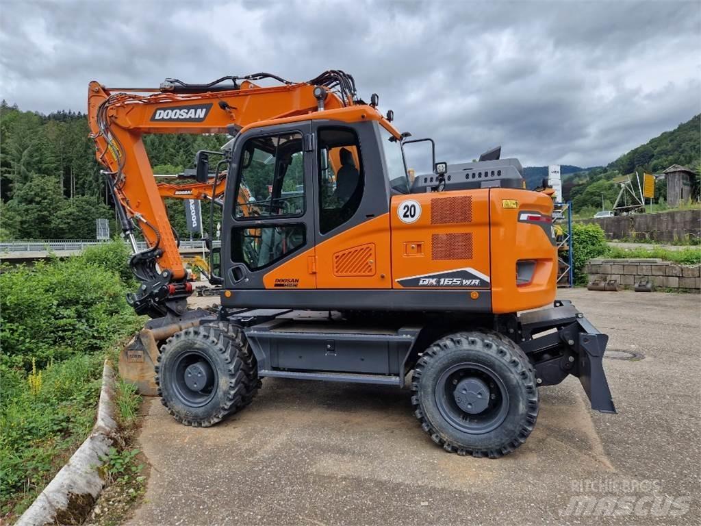Doosan DX165WR-7 حفارات بعجل