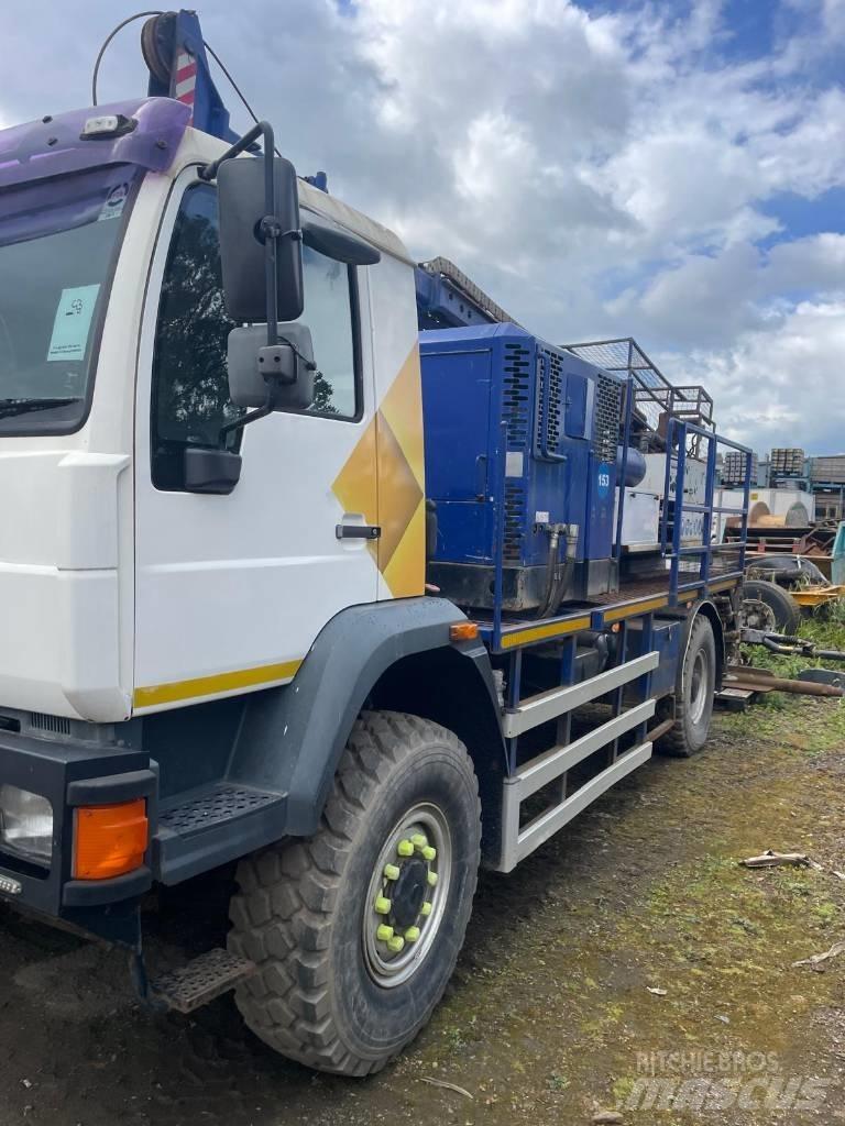 Boart Longyear DB520 شاحنات المعدات  المحمولة لحفر الآبار