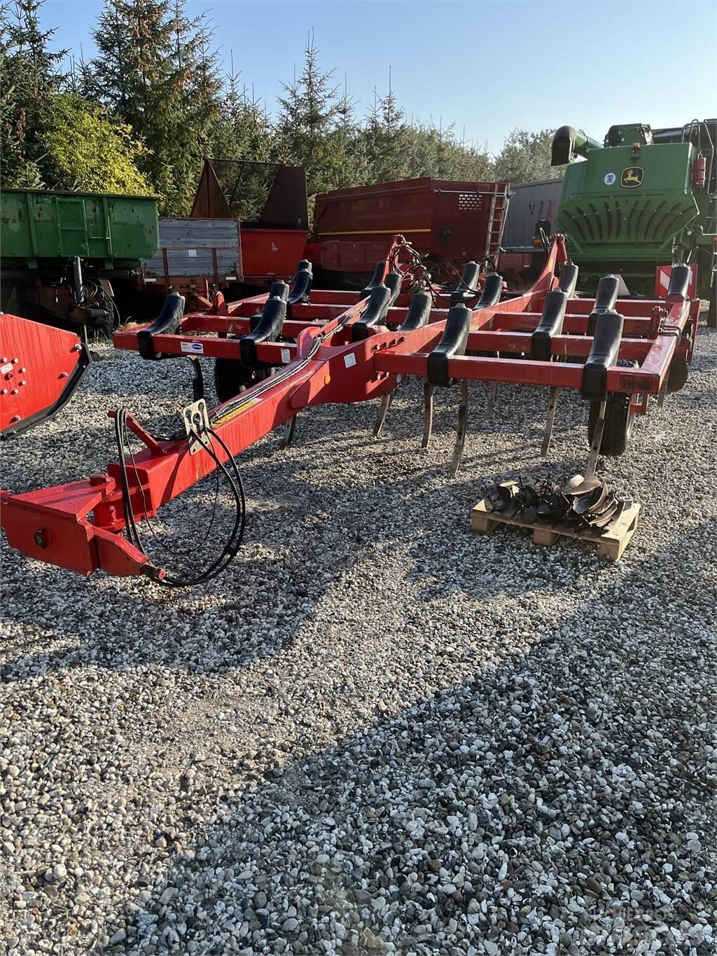 Horsch Tiger 4 AS كاسحات