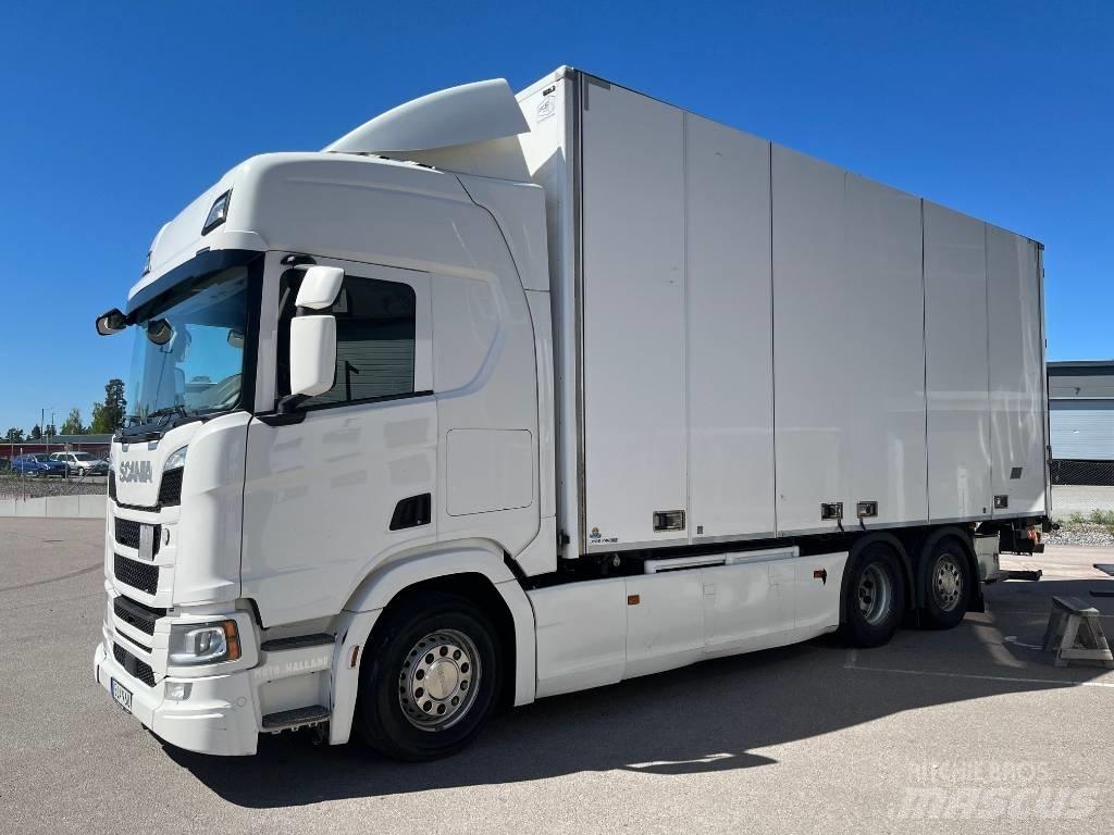 Scania R450B6X2*4NB شاحنات بدرجة حرارة قابلة للضبط
