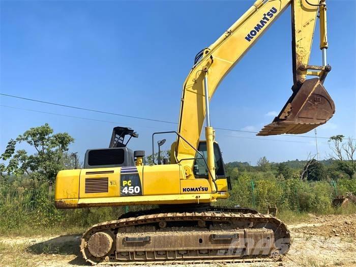 Komatsu PC450-8 حفارات زحافة