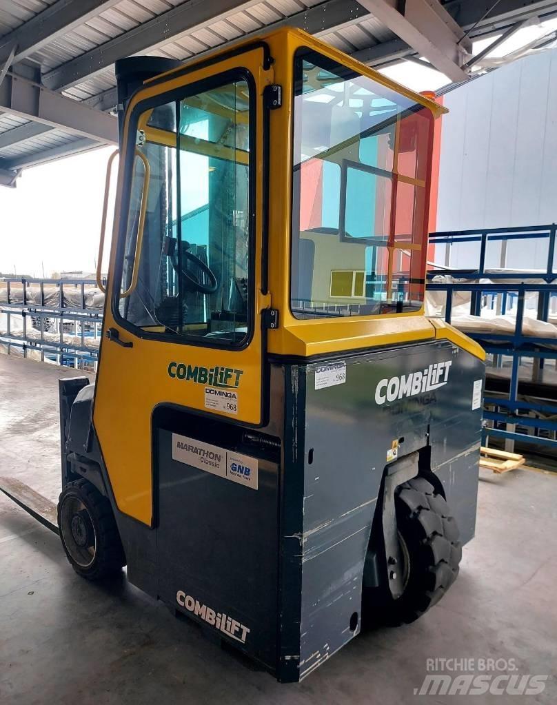 Combilift CBE4 شاحنة المناولة رباعية الاتجاهات