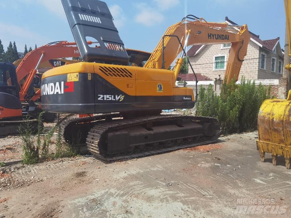 Hyundai R215VS حفارات زحافة