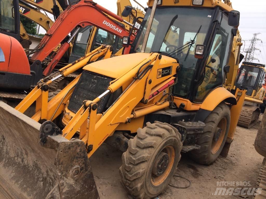 JCB 3cx لوادر ذات جرافات عكسية