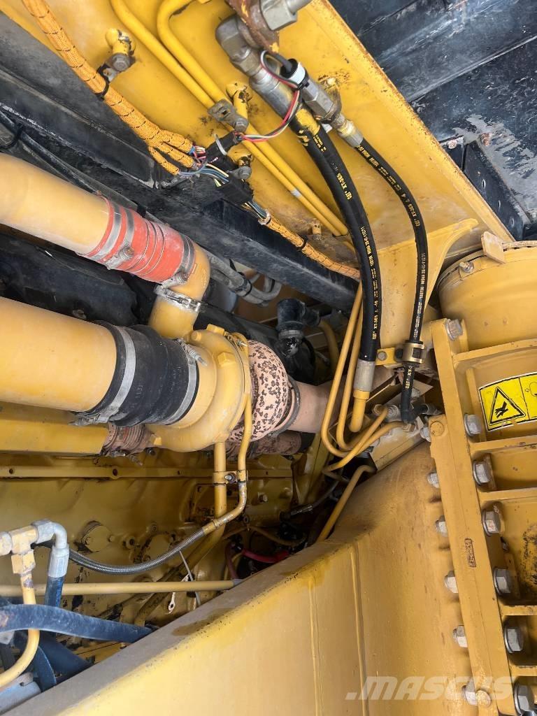 CAT 773 F شاحنات المخلفات الصلبة