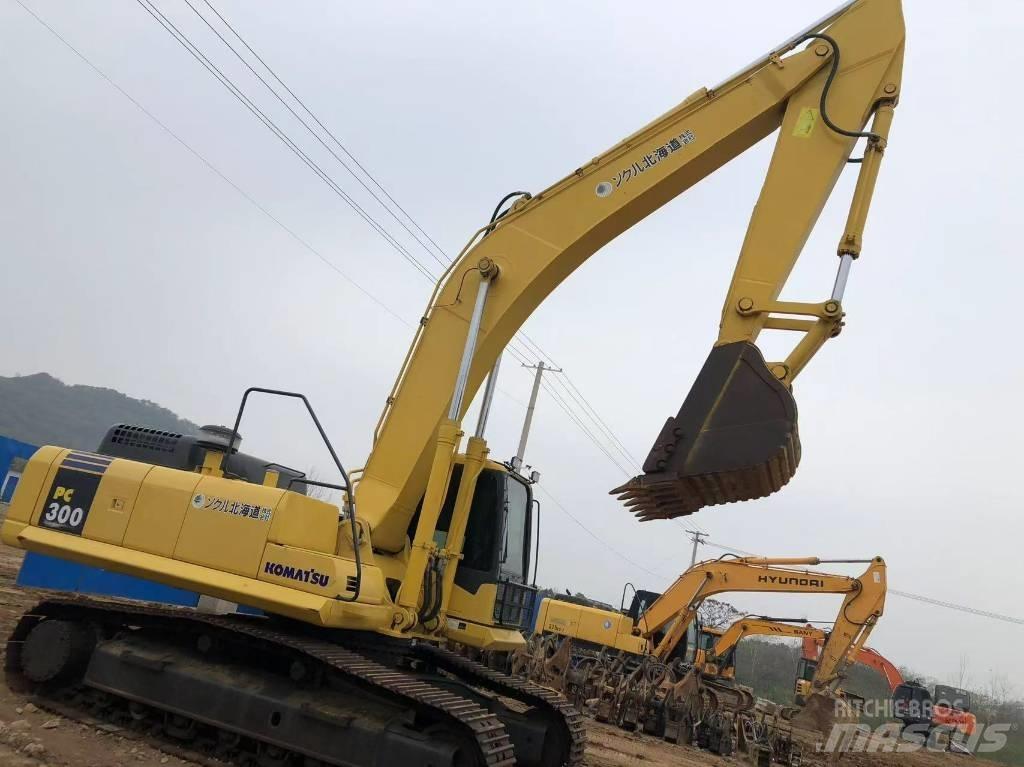 Komatsu 300-7 حفارات زحافة