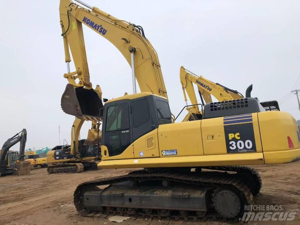 Komatsu 300-7 حفارات زحافة